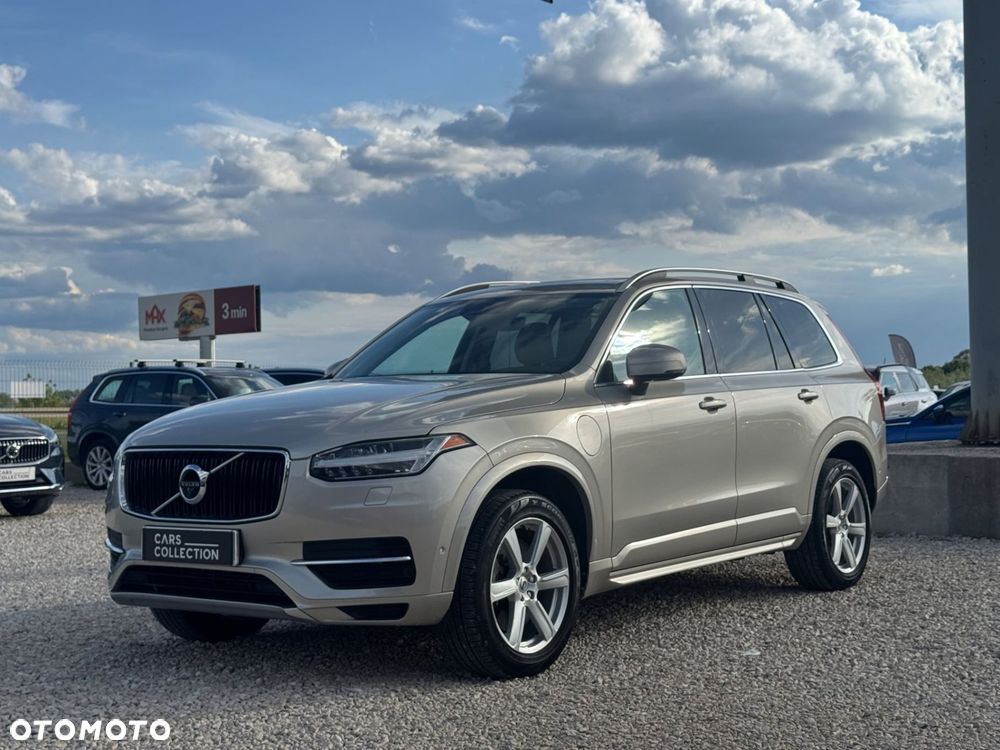 Volvo XC 90 - 9
