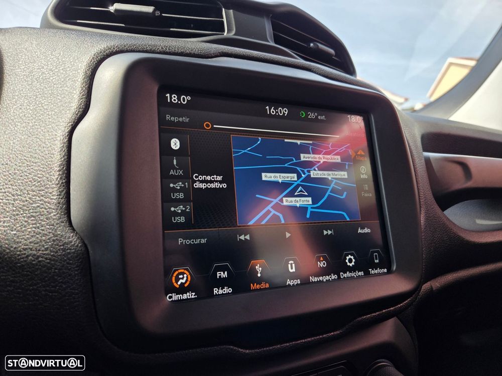 Jeep Renegade 1.0 T Limited - 17