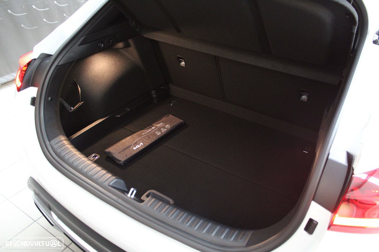 Kia XCeed 1.0 T-GDI Dynamic - 10