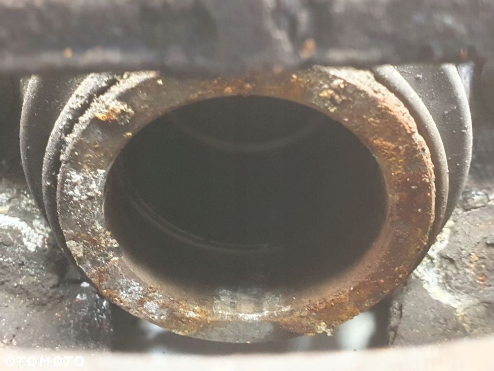 Volvo S40 II V50 PRZEDNI ZACISK HAMULCOWY Lewy przód kierowcy 975 - 7