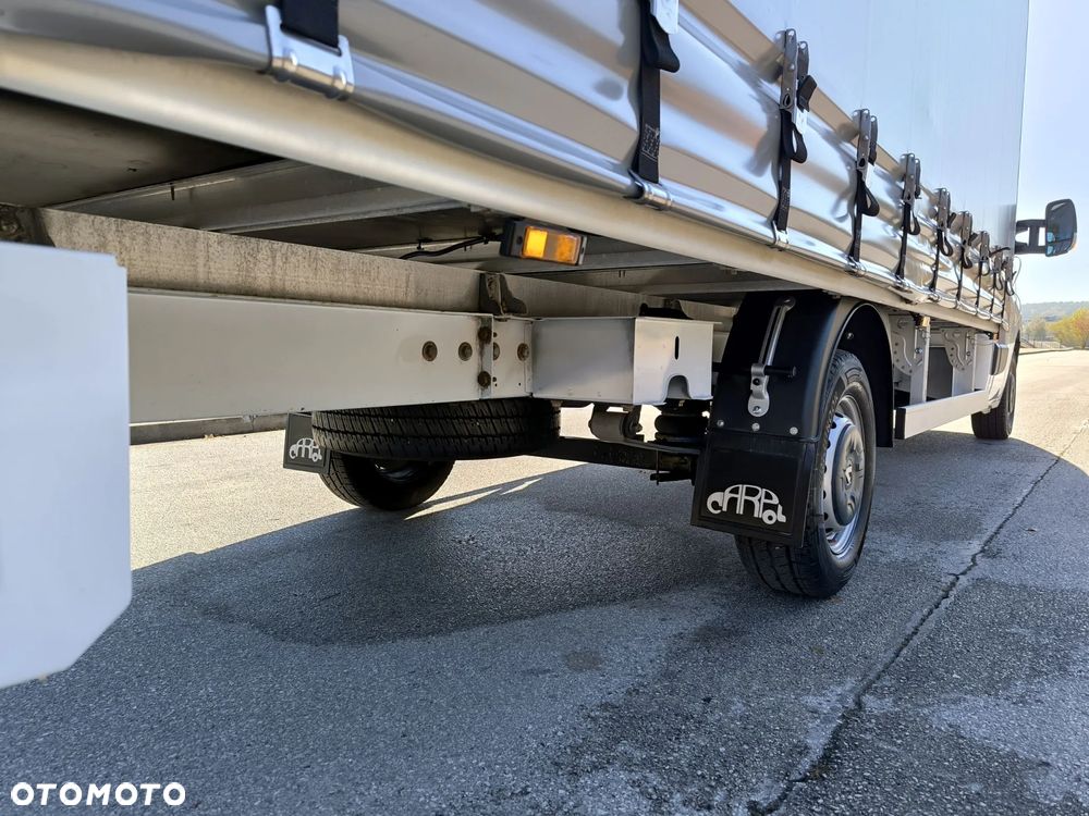 Renault Master - 18