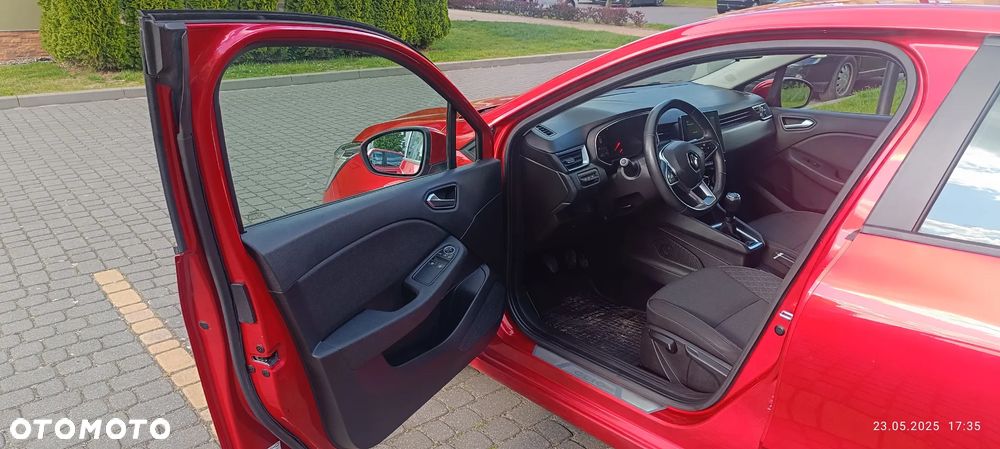 Renault Clio - 8