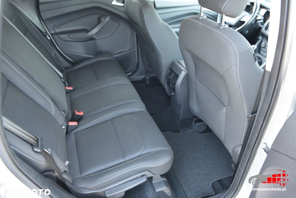 Ford Kuga - 20