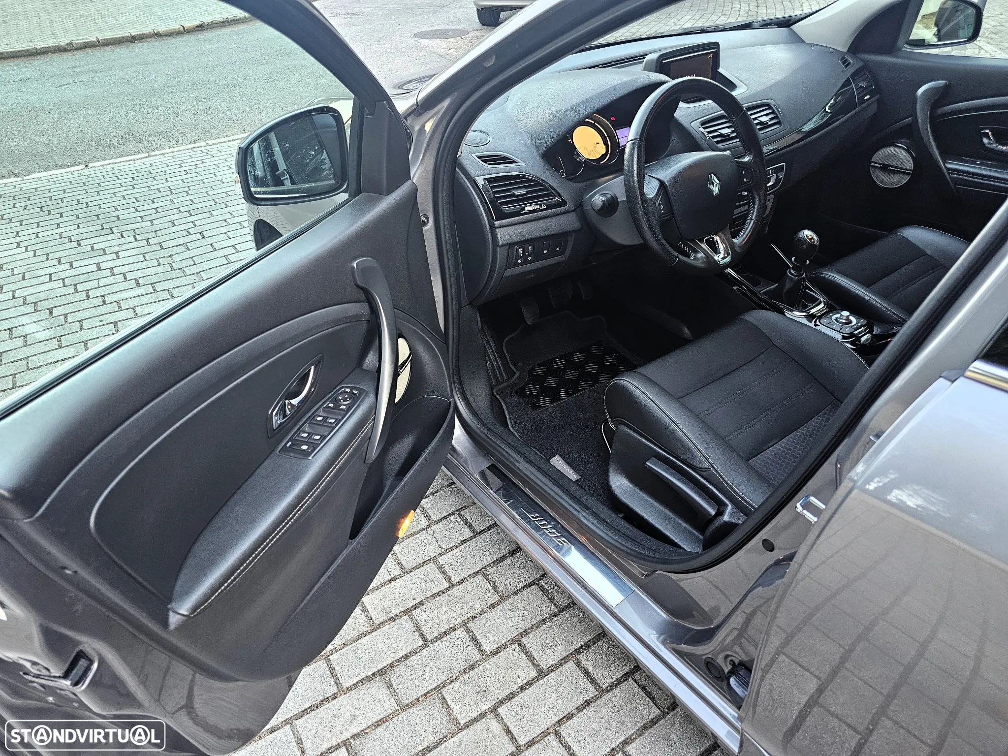 Renault Mégane 1.6 dCi Bose Edtion SS - 13