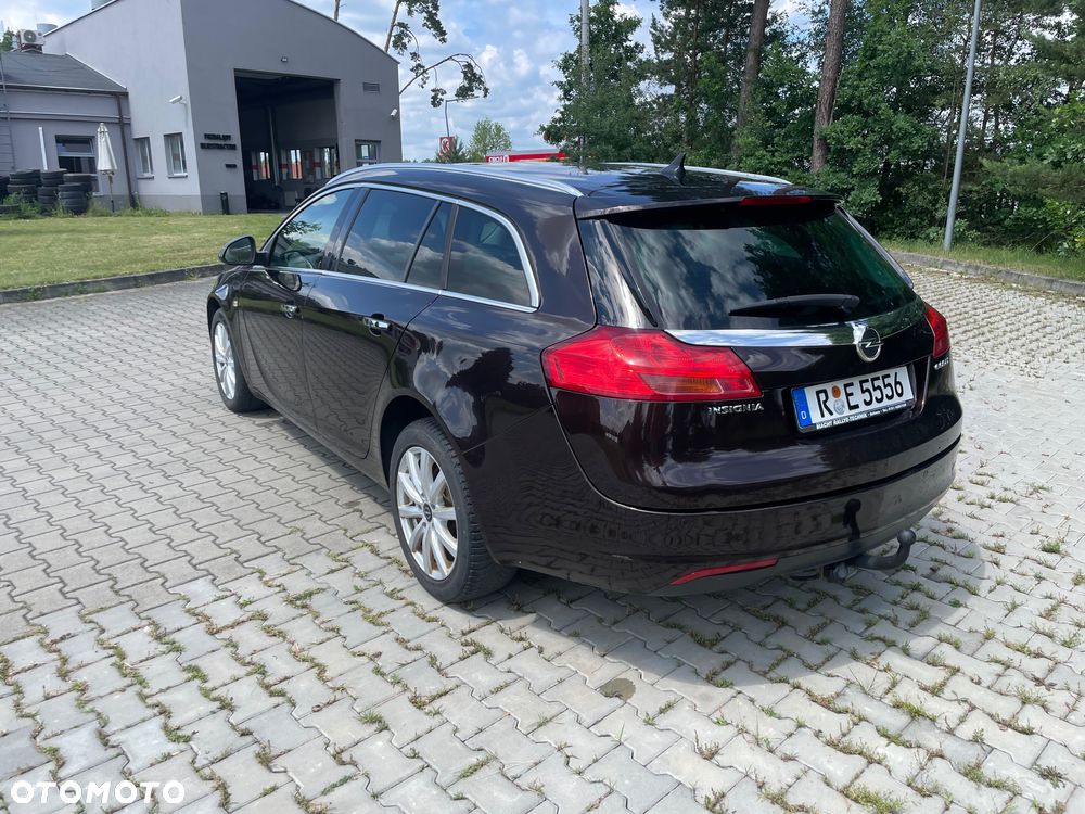 Opel Insignia - 25