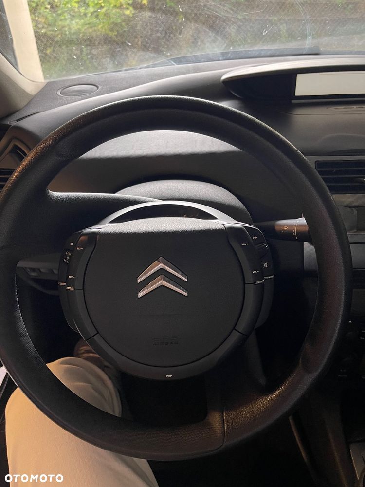 Citroën C4 - 8