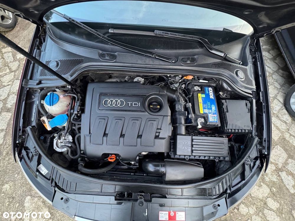 Audi A3 Sportback 1.6 TDI DPF Ambiente - 18