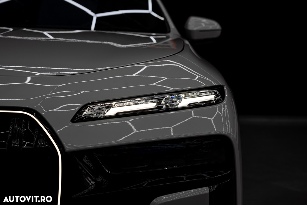 BMW Seria 7 750e xDrive AT PHEV - 7