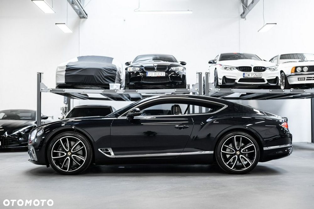 Bentley Continental GT - 10