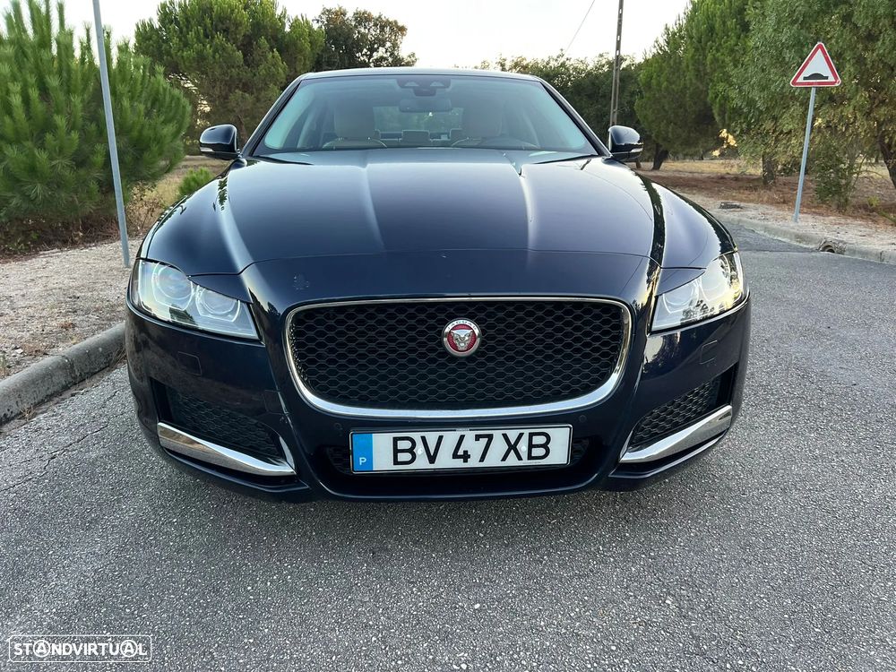 Jaguar XF 2.0 D Prestige Aut. - 8