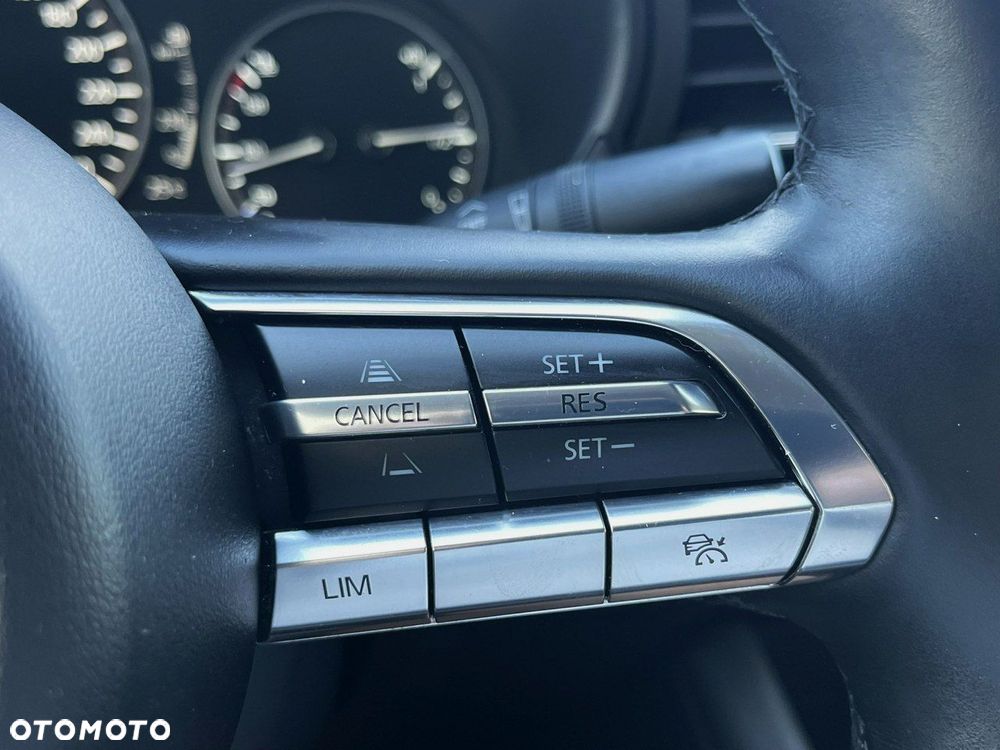 Mazda 3 e-SKYACTIV-X 186 M HYBRID EXCLUSIVE-LINE - 19