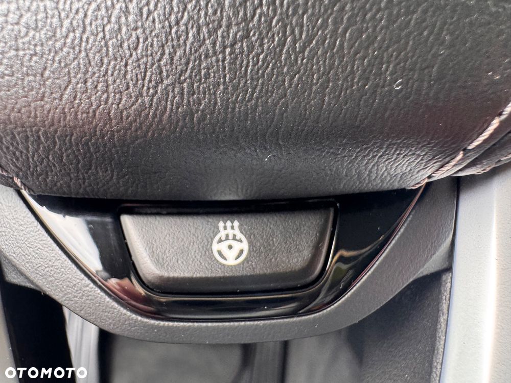 BMW Seria 5 520d xDrive Sport Line sport - 31