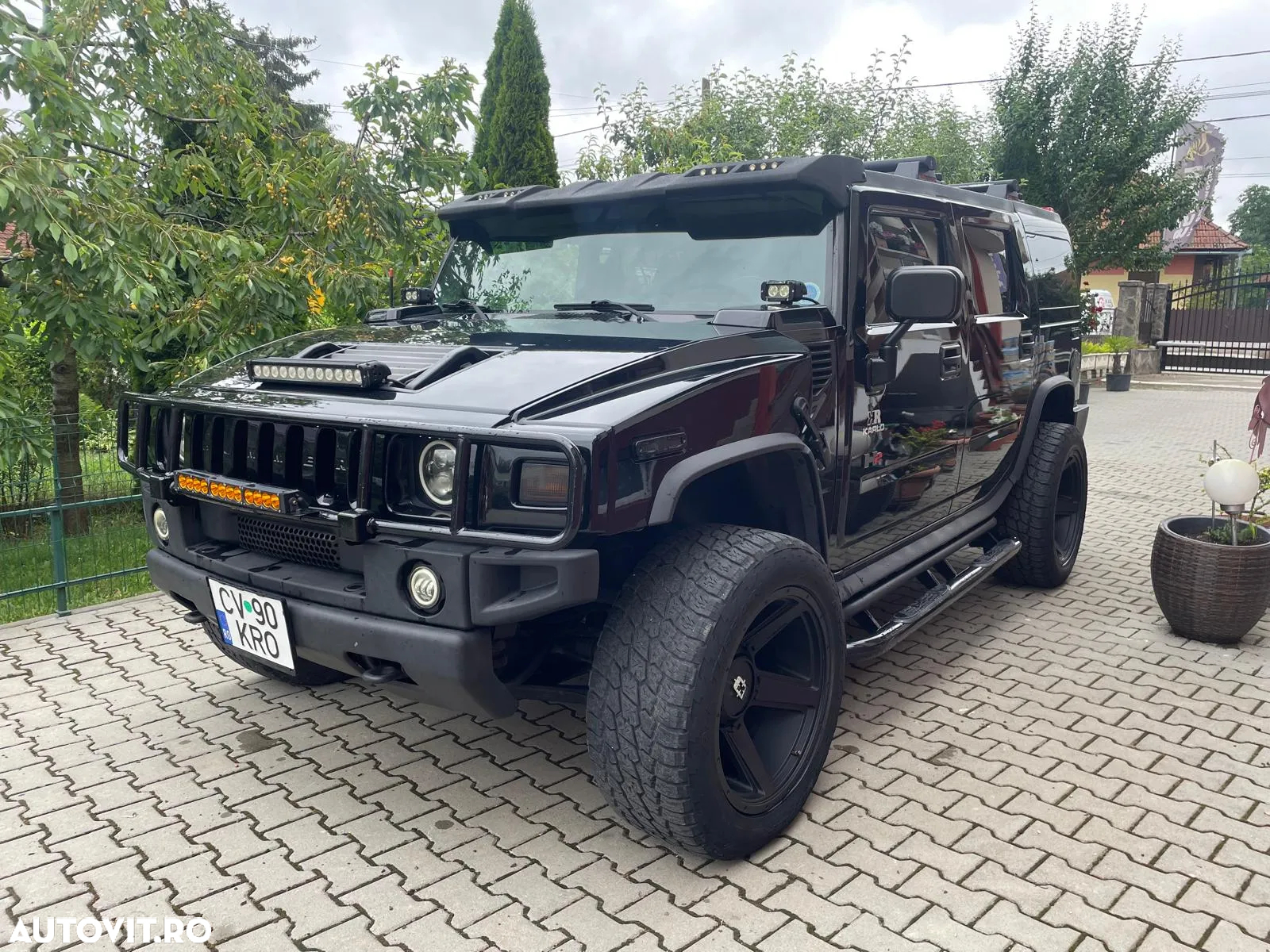 Hummer H2 - 2