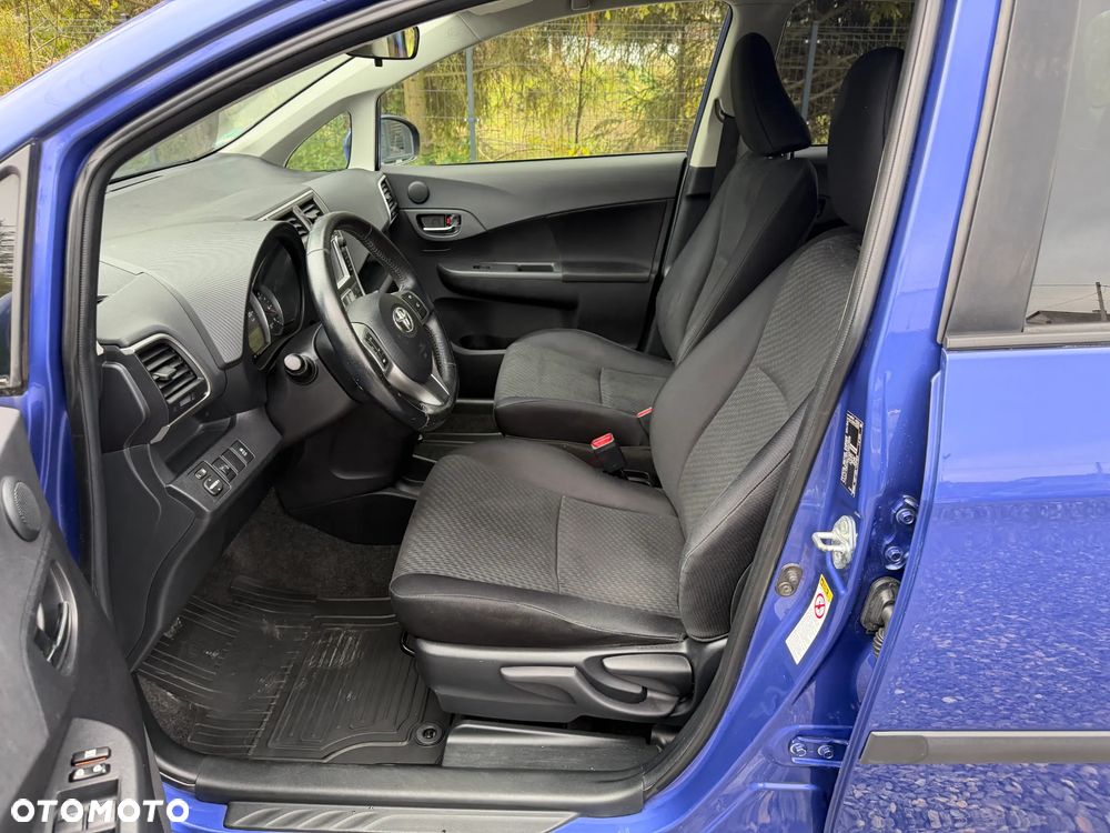 Toyota Verso S 1.33 VVT-i - 16