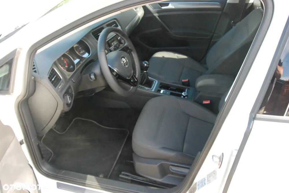 Volkswagen Golf 1.2 TSI Comfortline - 11