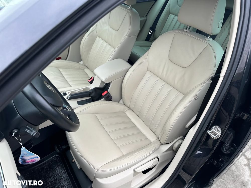 Skoda Octavia 1.6 TDI DSG Style - 12
