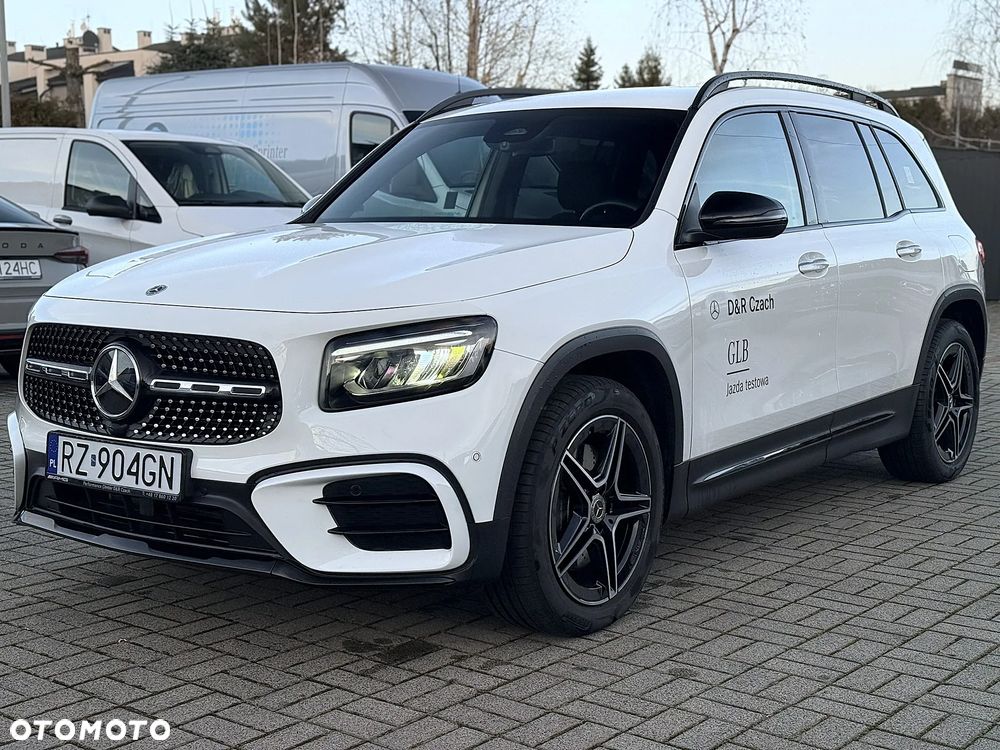 Mercedes-Benz GLB 220 mHEV 4-Matic AMG Line 8G-DCT