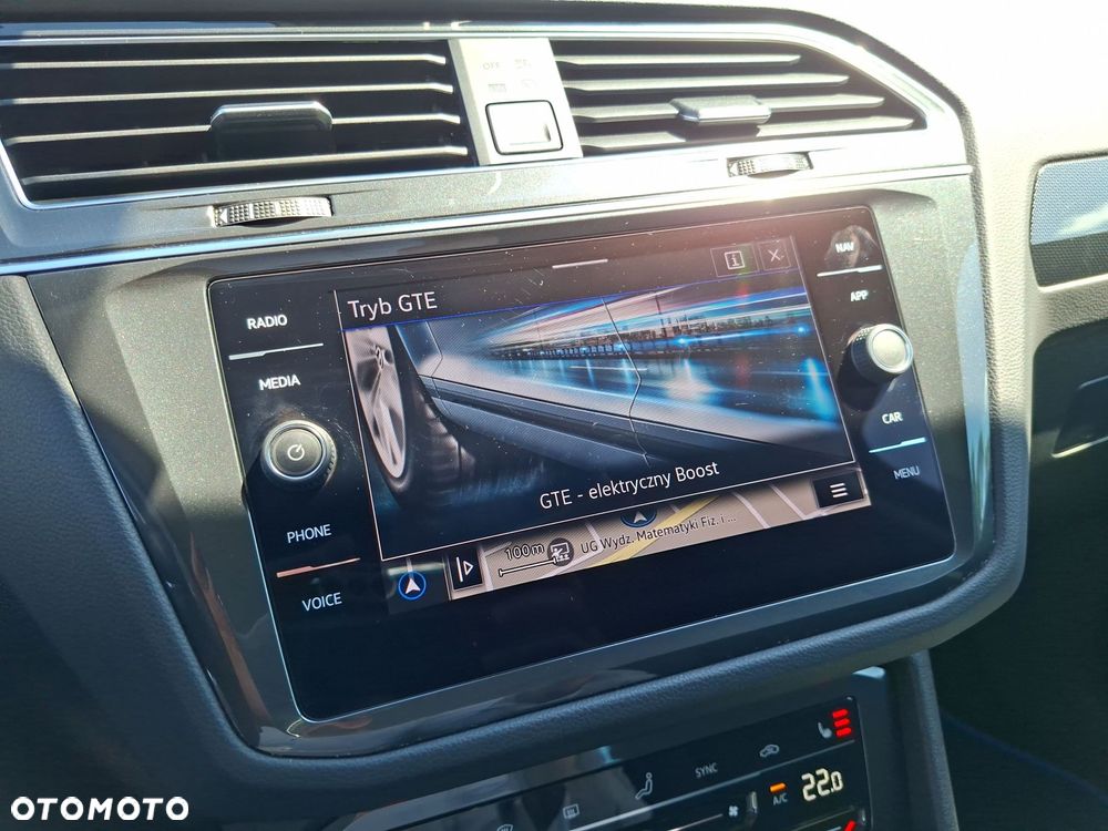 Volkswagen Tiguan - 19