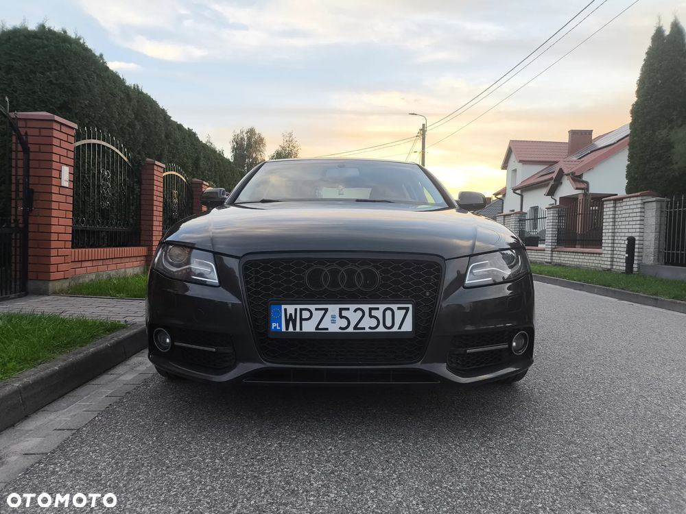 Audi A4 Limousine - 5