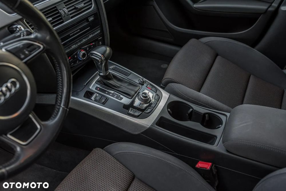 Audi A4 Allroad quattro 2.0 TDI DPF S tronic - 10