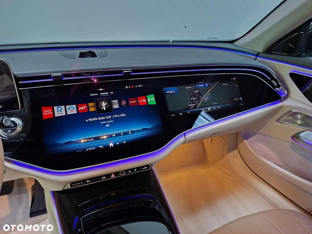 Mercedes-Benz Klasa E - 27