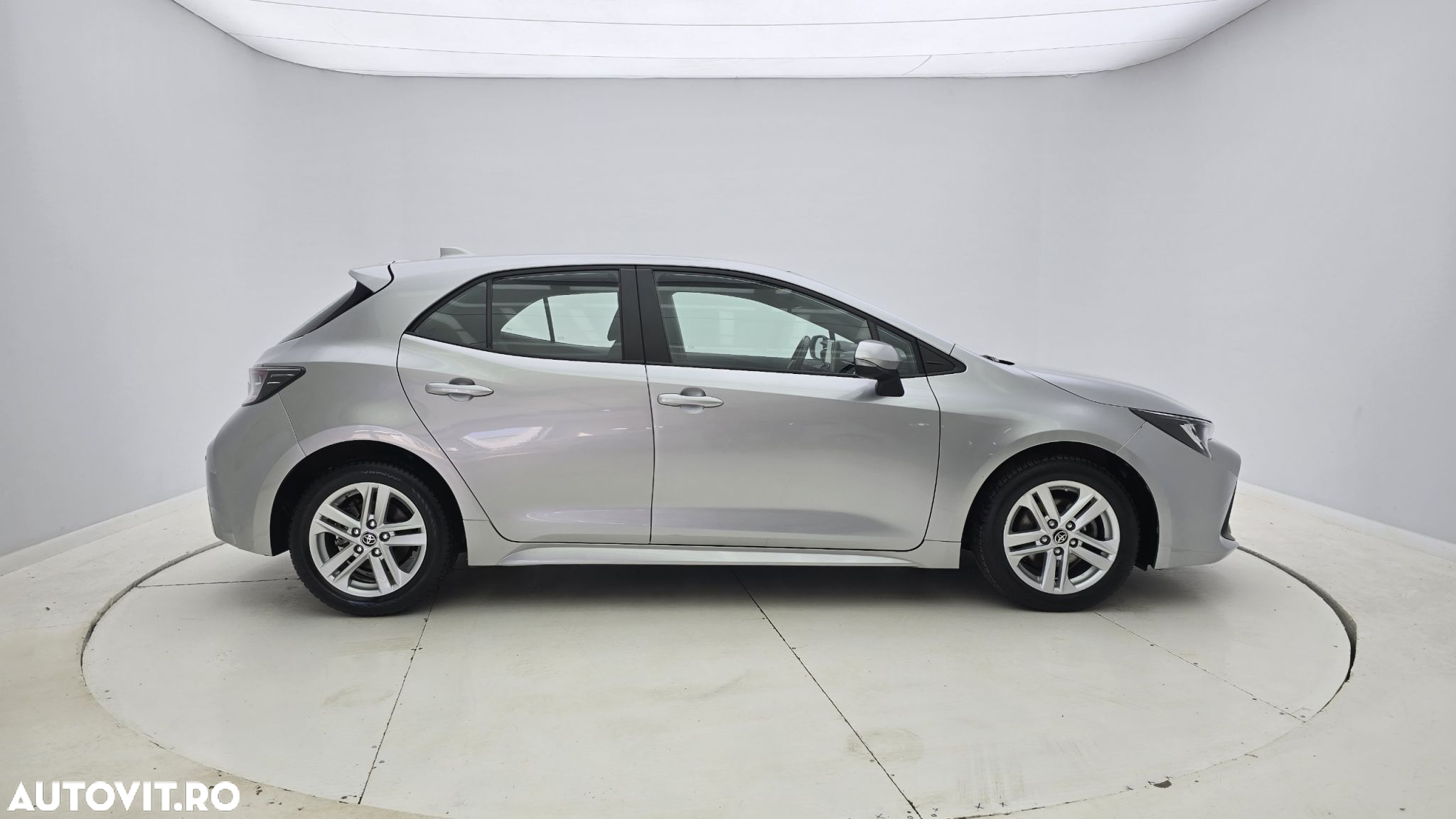 Toyota Corolla 1.8 HSD Dynamic - 5
