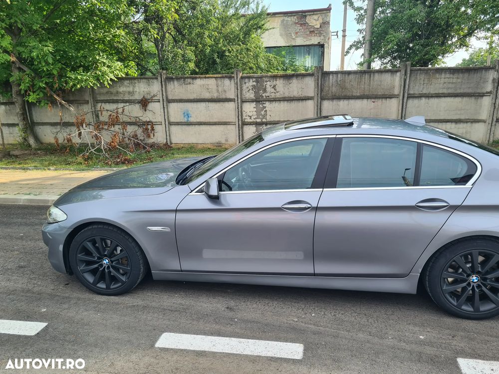 BMW Seria 5 525d xDrive - 6