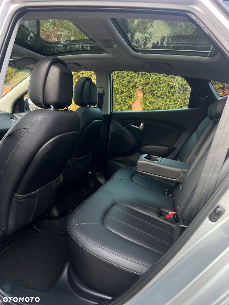 Hyundai ix35 2.0 CRDi 4WD Automatik Premium - 27