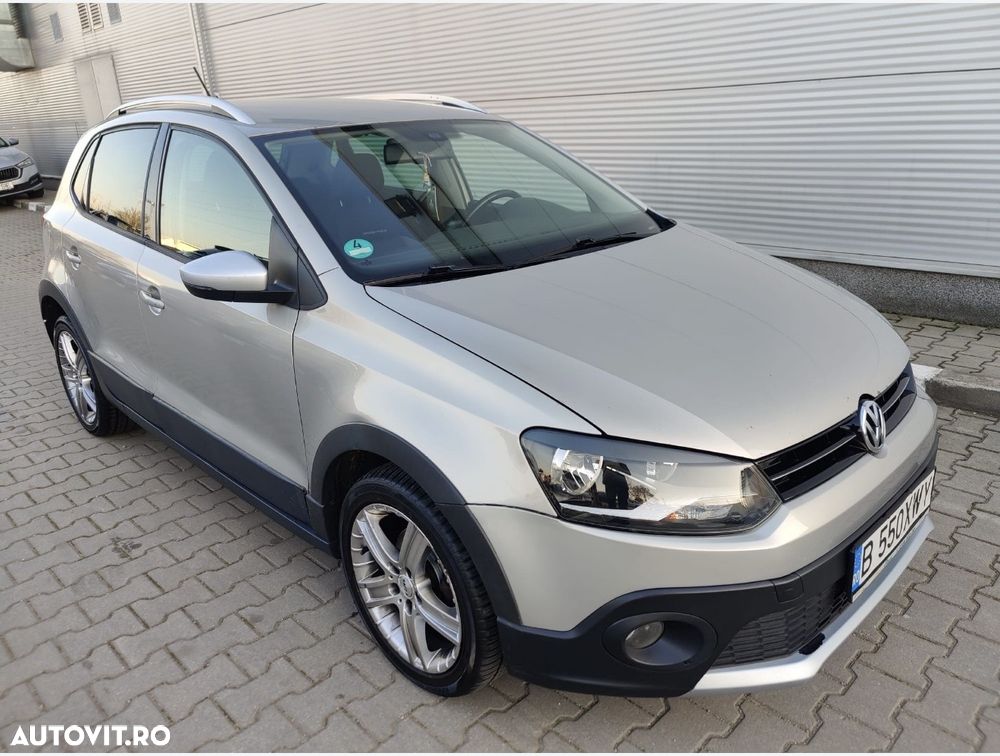 Volkswagen Polo 1.6 TDI DSG Cross - 2