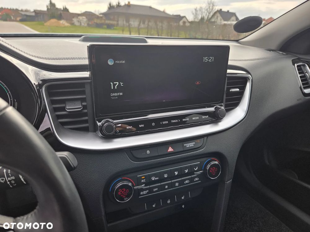 Kia Ceed 1.6 GDI PHEV L DCT - 18