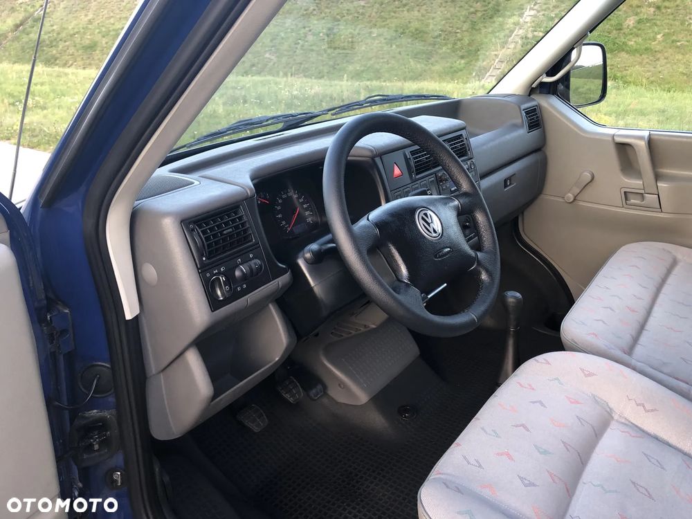 Volkswagen Transporter - 18