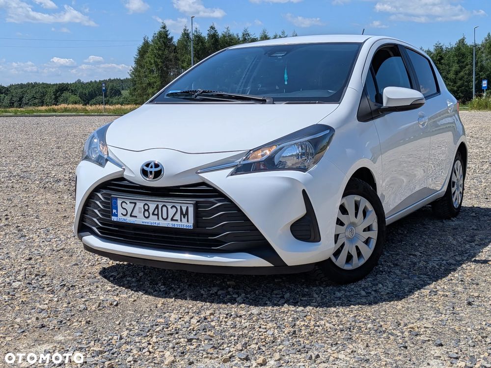 Toyota Yaris 1.5 Premium - 9