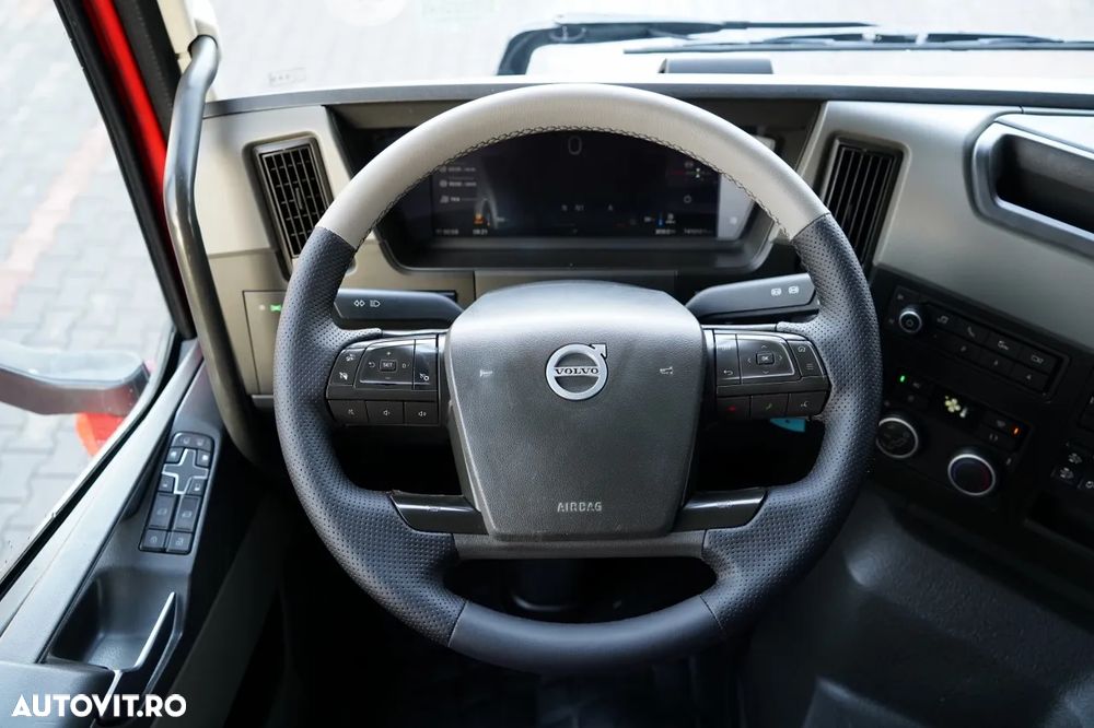 Volvo FM 430 / FULL ADR / GREUTATE: 6.500 KG / CABINĂ JOSĂ / 2022 / DUPĂ CONTRACT DE SERVICE GOLD / - 25