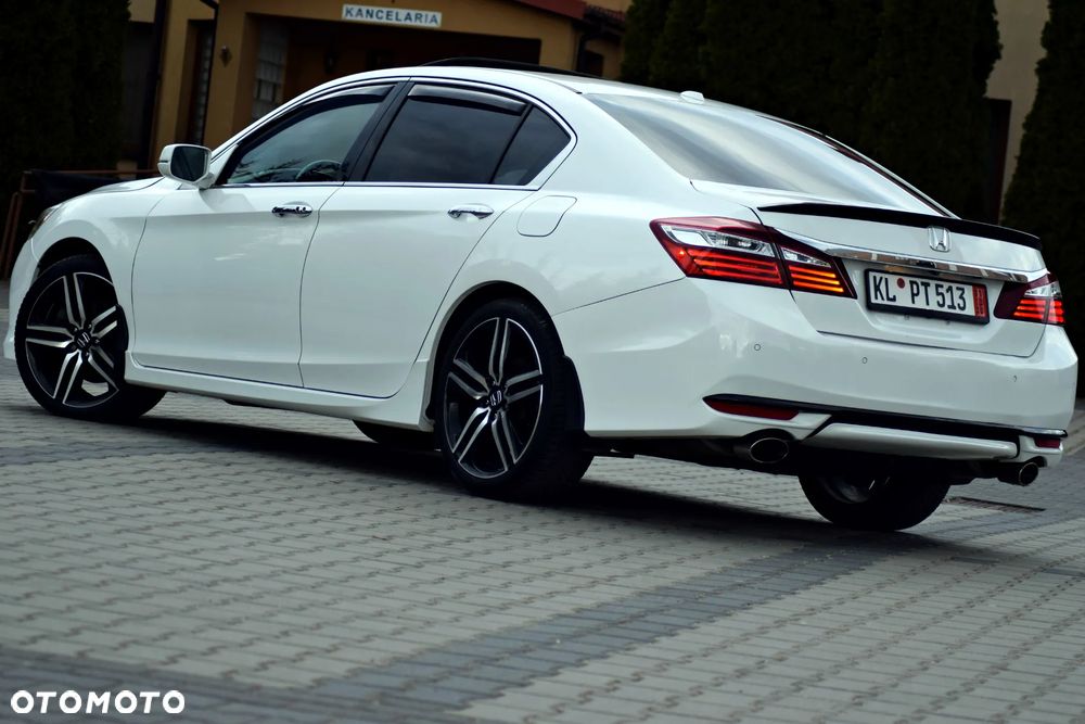 Honda Accord - 12