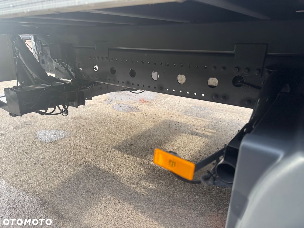 Mercedes-Benz ATEGO 1527 /EURO 6 /KONTENER+WINDA/IZOTERMA/ASO/NISKI PRZEBIEG/ - 24