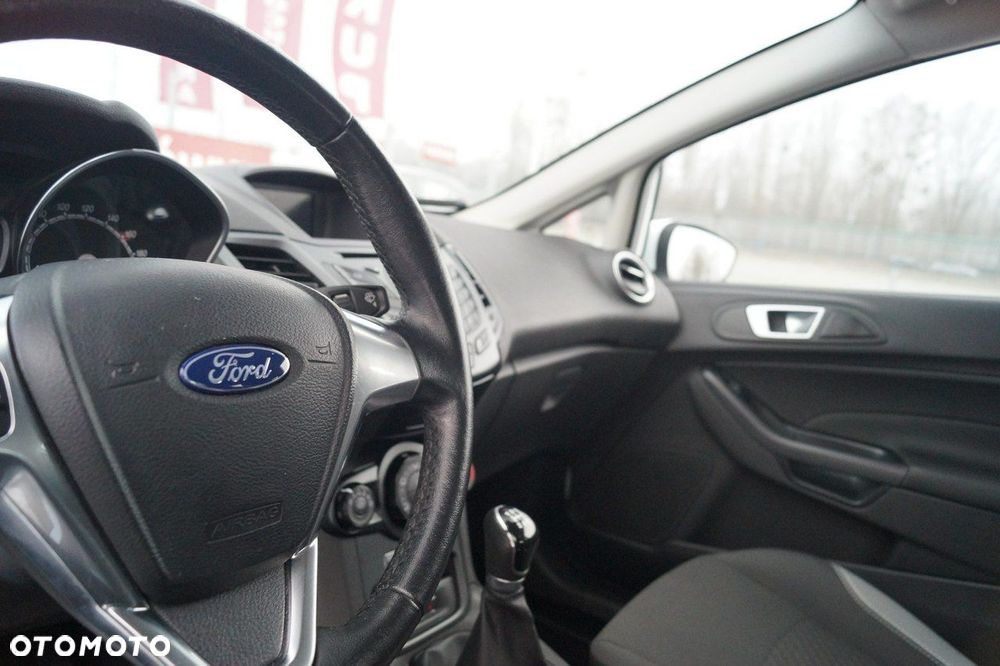 Ford Fiesta - 15