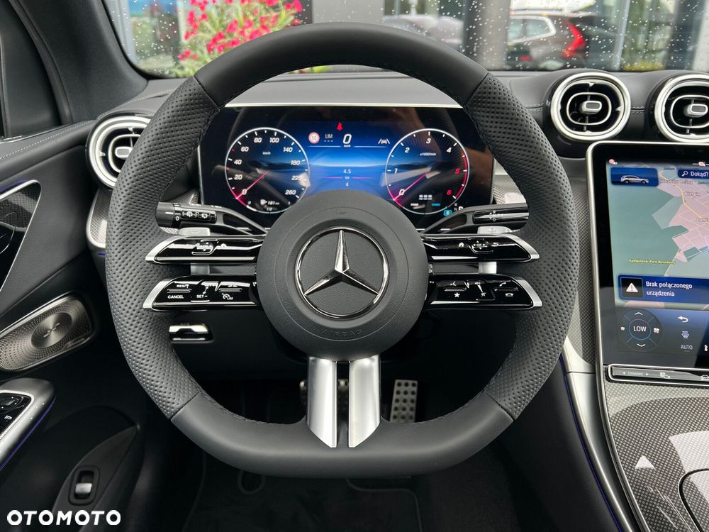 Mercedes-Benz GLC - 13
