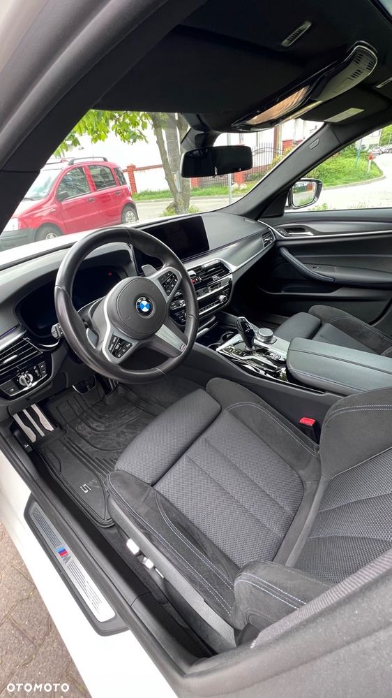 BMW Seria 5 - 12