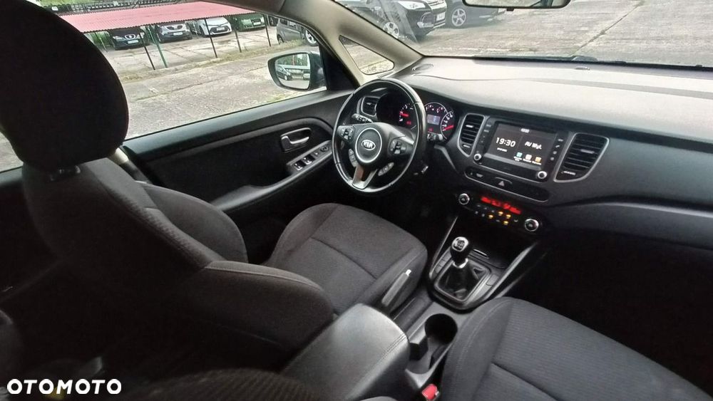 Kia Carens 1.7 CRDi L 7os - 4