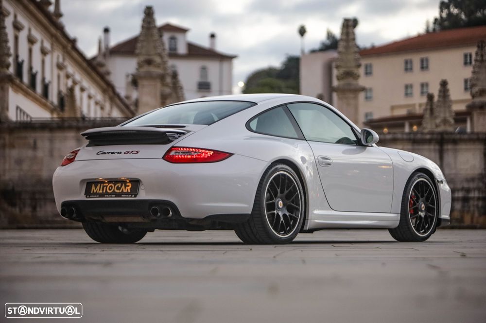 Porsche 911 (997) Carrera GTS PDK - 26