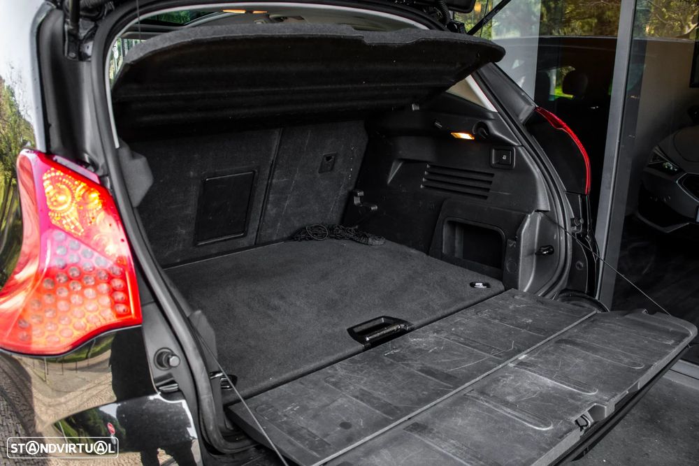 Peugeot 3008 1.6 HDi Roland Garros - 27