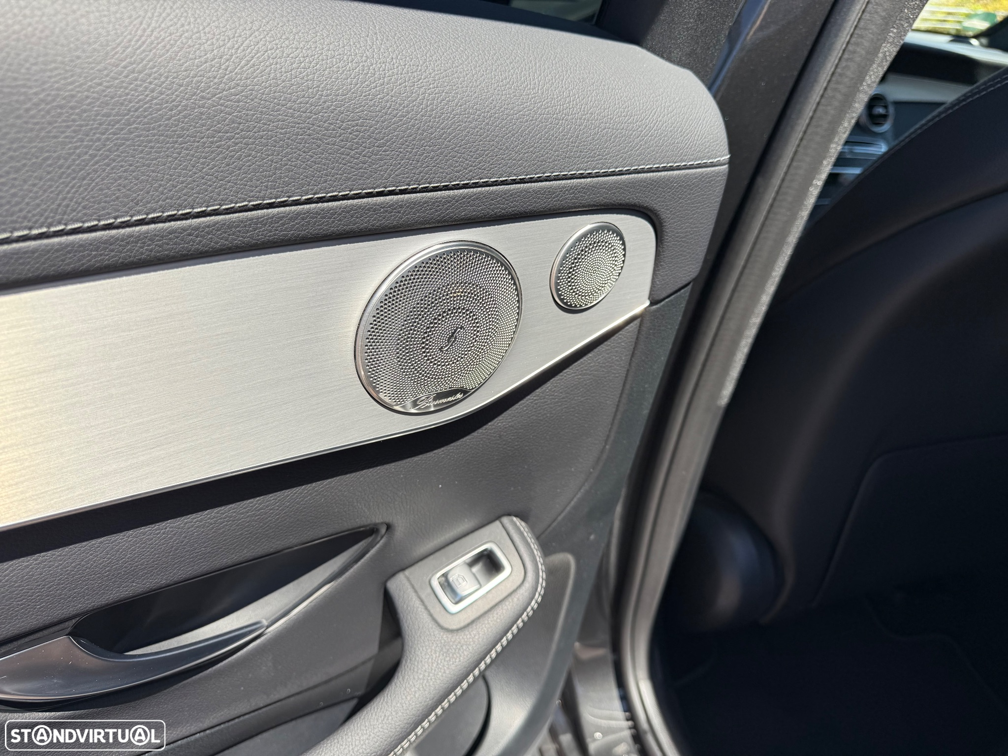 Mercedes-Benz GLC 300 de 4Matic - 25