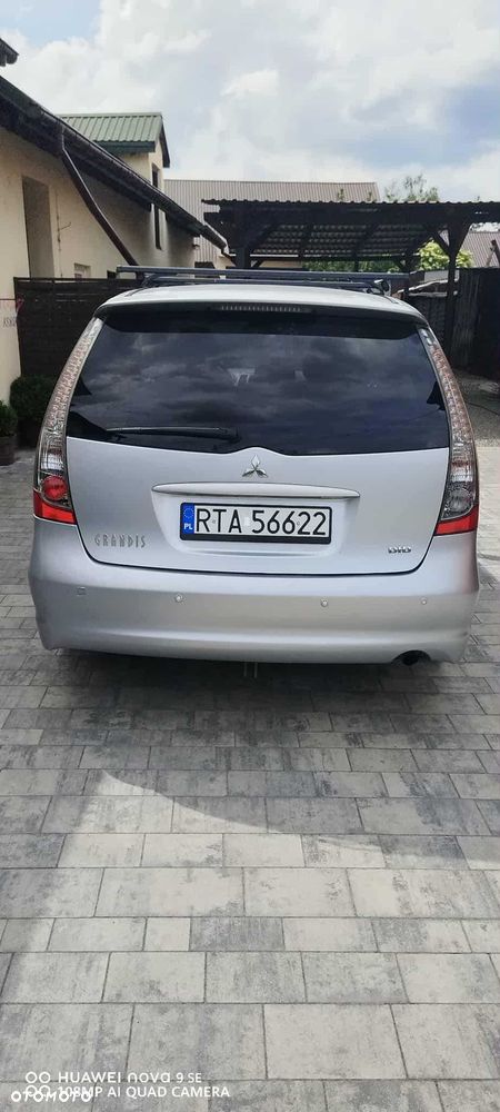 Mitsubishi Grandis - 4
