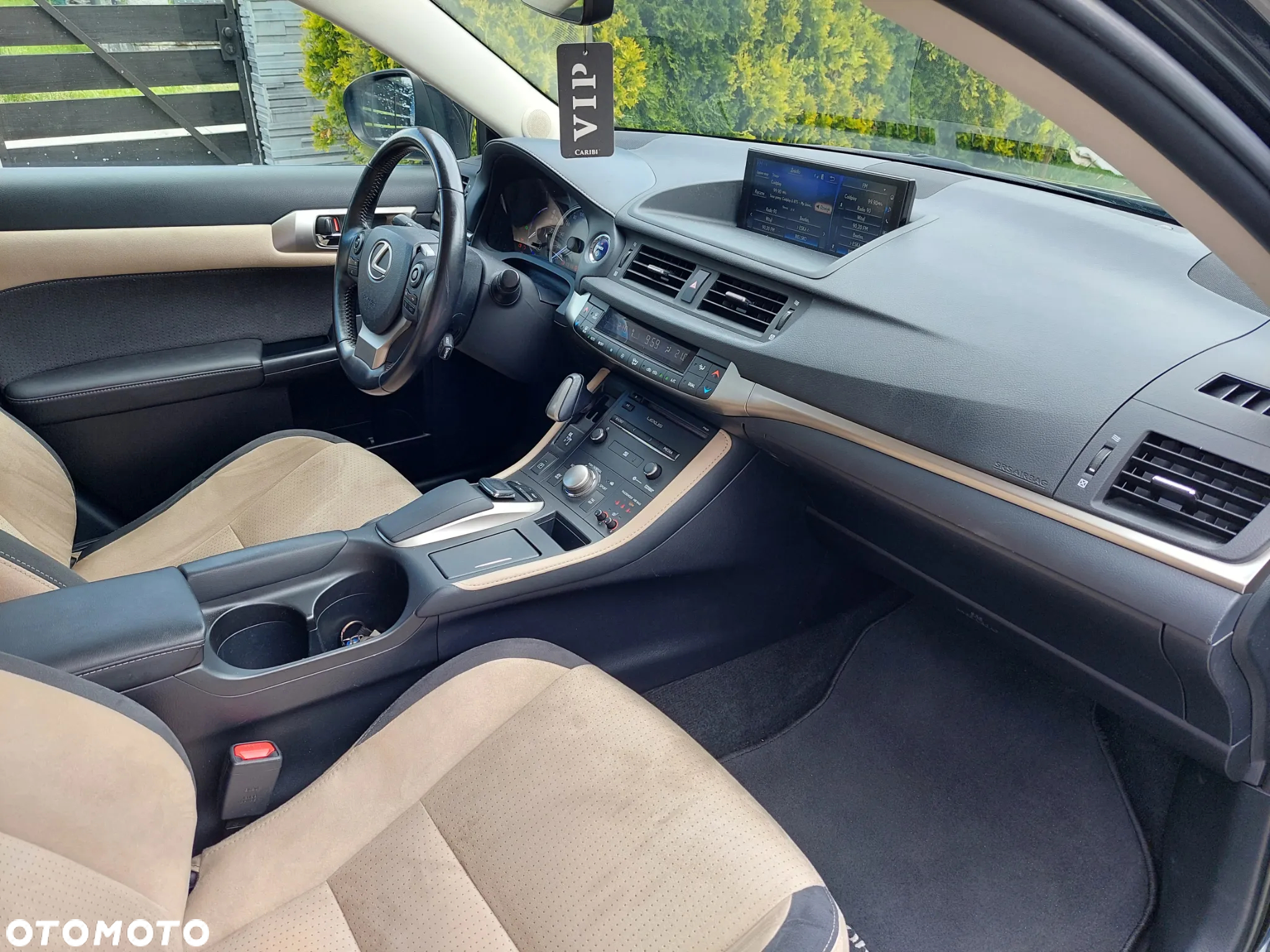 Lexus CT - 14