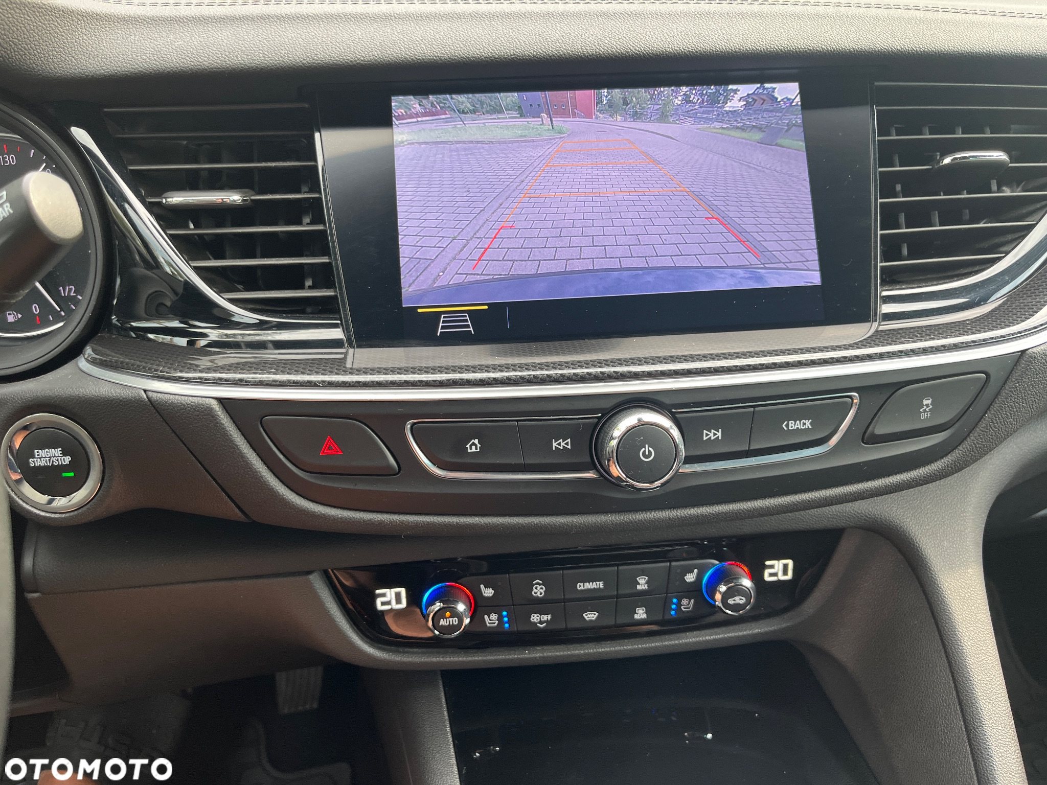 Opel Insignia - 27