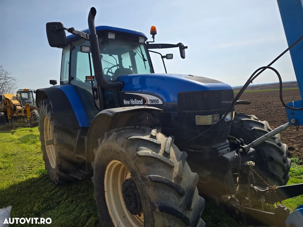 New Holland TM190 - 1
