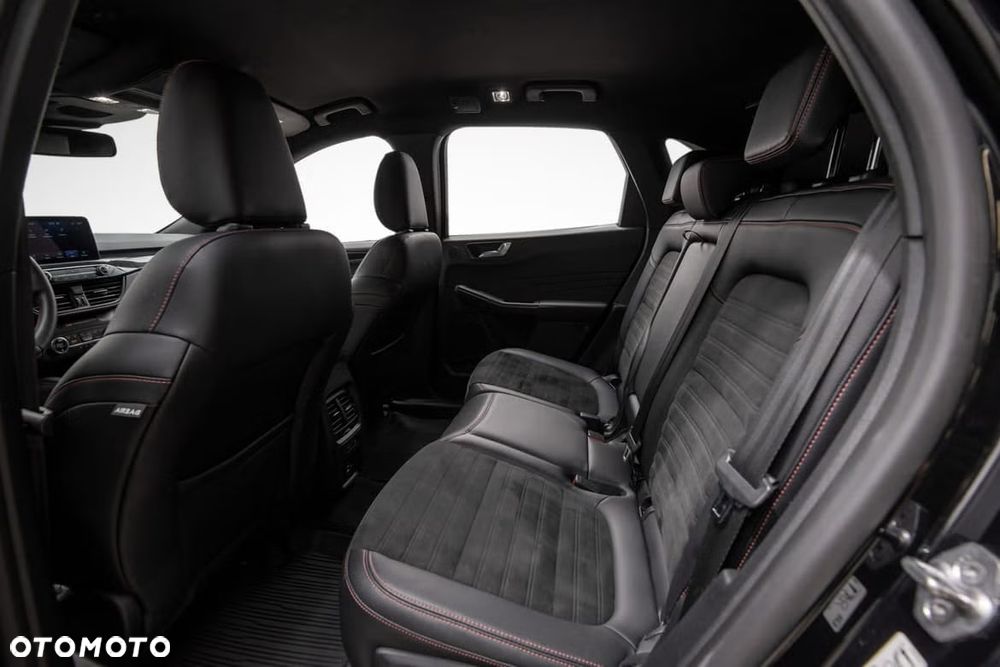 Ford Kuga 2.5P PHEV FWD ST-Line - 14