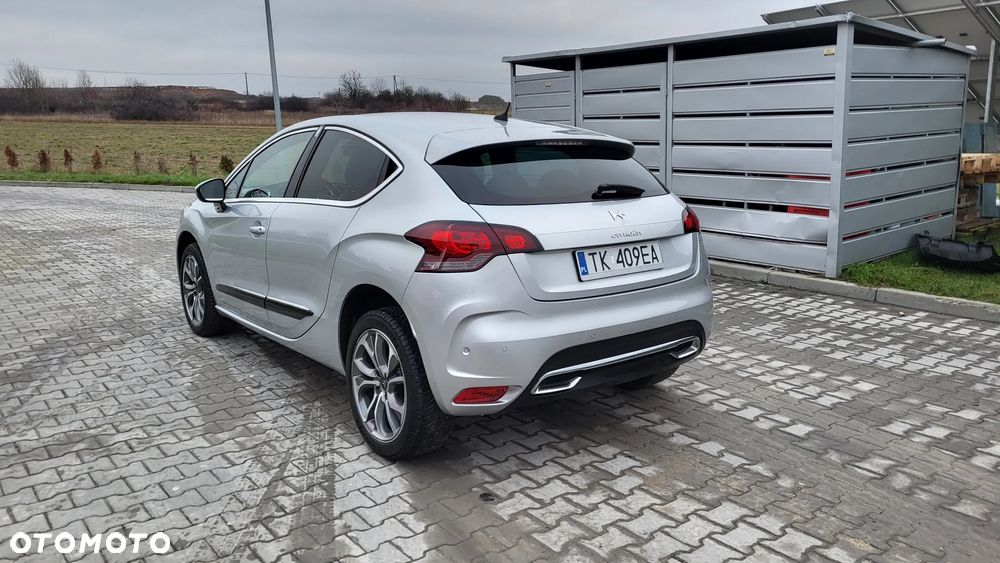 Citroën DS4 HDi 165 Urban Show - 10