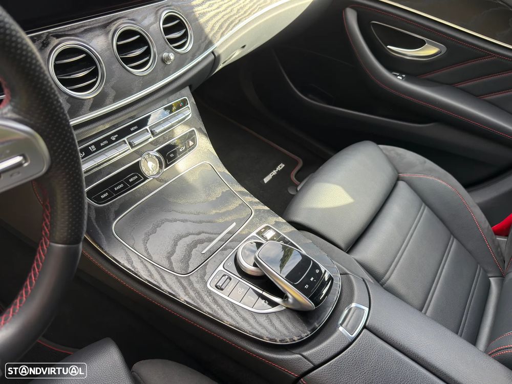 Mercedes-Benz E 53 AMG 4-Matic+ - 17