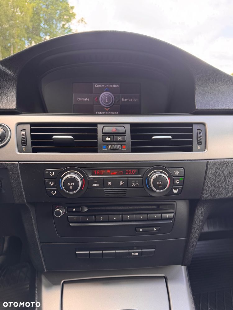 BMW Seria 3 - 12
